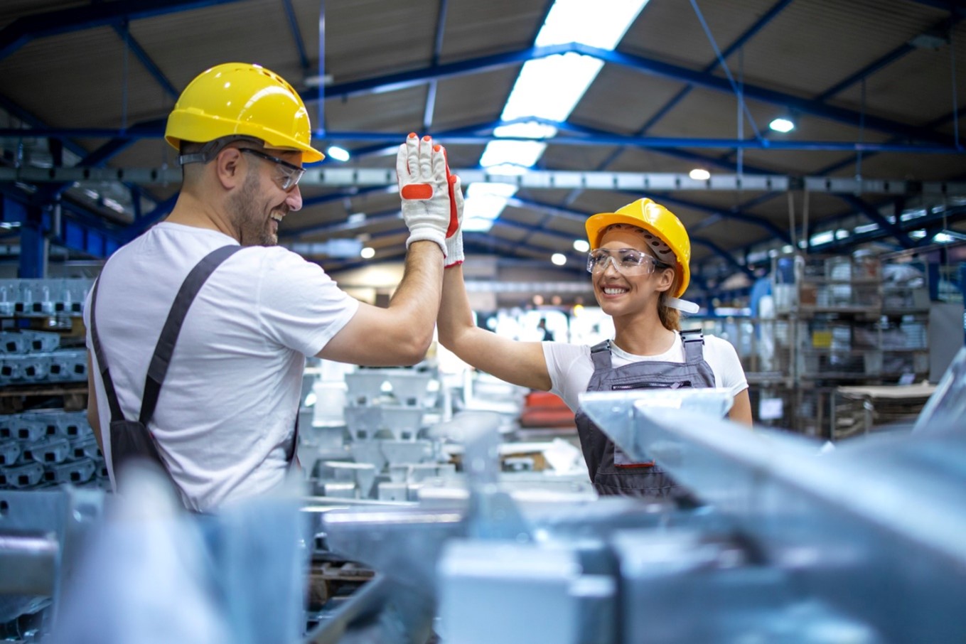 ¿Sabías que la uniformidad de tu negocio también repercute en el clima laboral?